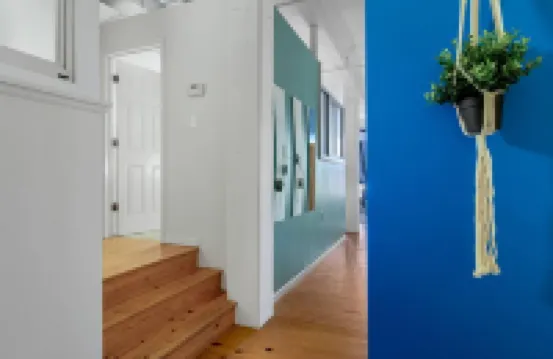 在時髦的倉庫區域的閣樓生活