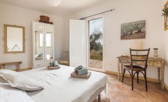 2770 Uliveto Valeria - Trullo Melograno by Perle di Puglia