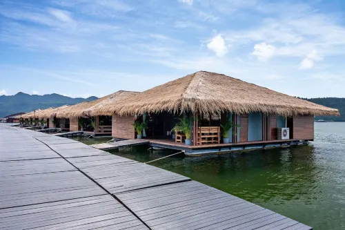 Ruknam Resort Hotel a Distretto di Si Sawat