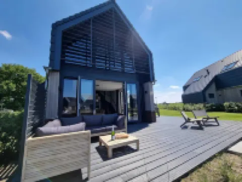 Luxurious Detached Water Villa with Jetty Hotels in Balk
