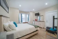 Riverside Inn Hotel di 