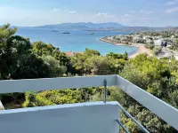 Stunning View Seaside 1-Bed Apartment in Saronida
