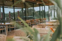 Howard Johnson by Wyndham Resistencia La Ribera - breakfast
