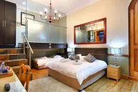 Wilton Manor Solar Energy Hotels in Cape Town