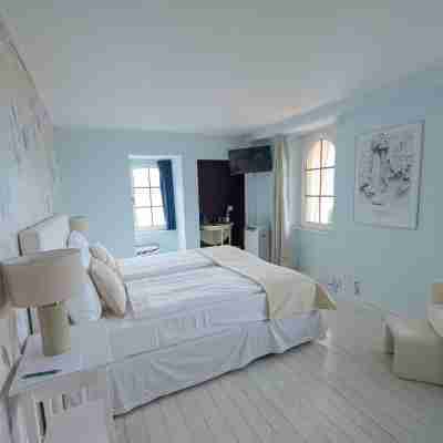 La Villa Rooms