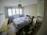 Charming & Cosy Rooms Nantes (Chambres Chez l'Habitant) Hotel di Reze