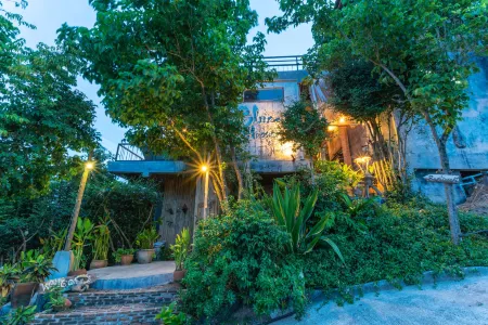 Blue Heaven Resort Koh Tao Отели рядом с достопримечательностью «Shark Bay»