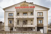 Castle Panorama House Hotel di 