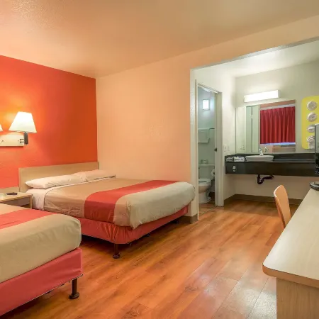 Motel 6 Chino, CA - Los Angeles Ontario