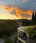A Vista Villa Couples Retreat - Mountain view