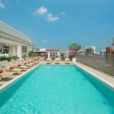 Casa Vimaya Riverside Отели рядом с достопримечательностью «Дом Чабад»