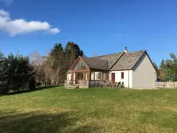 4 bedroom house with large garden  in Cairngorms -  ideal for families Hotels near RSPB Loch Garten