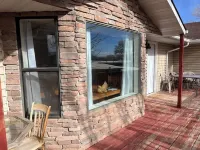 #5 Bright kitchenette apartment in scenic Torrey