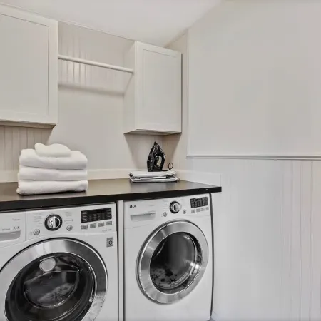 Stylish 3BR/2BA Home near Park
