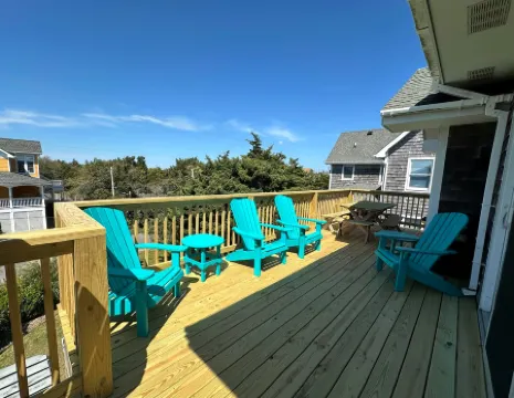 Spacious Outdoor Living and Loft Escape - Charming Coastal Retreat