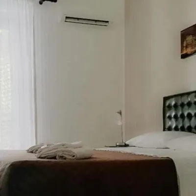B&B la Tua Dimora Các khách sạn gần Công viên Giardino Inglese