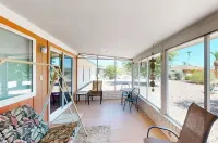 Cozy 2BR Home in Sun City West!