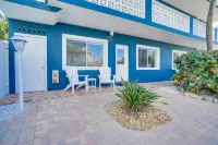Heated Pool and Steps to the Gulf - Stunning Retreat Hotels in Holmes Beach