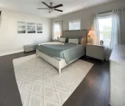Social Kitchen and Fire Pit Oasis - Charming Coastal Cottage Hotel di Inlet Beach