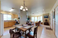 Oceanview home with hot tub and great location - near the port and beach access Hotels in Port Orford