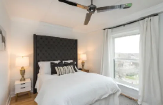 Guitar-Shaped Pool and Free Parking - Charming Music City Oasis