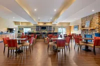 Comfort Suites Anchorage International Airport