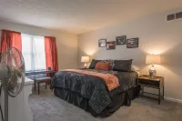 Downtown Brews & Clues