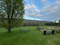 Spacious, pet-free mountain retreat perfect for hosting groups on 15 acres