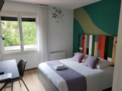 Hôtel les Rives d'Allier Hotels in Saint-Ilpize