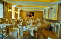Pramod Convention & Club Resort - Desayuno