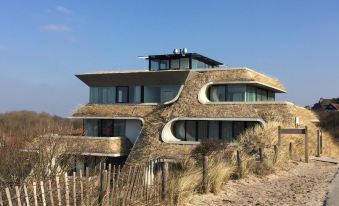 Apt in Zoutelande Near Beach