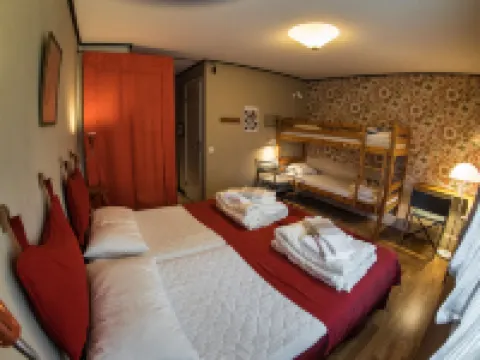 Vallåsens Värdshus STF Hostel Hotels in Vaxtorp