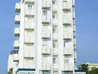 Hotel Aristeo Hotels near 105 Stadium