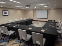 Hilton Garden Inn Portland Downtown Waterfront Hotels near Arts District