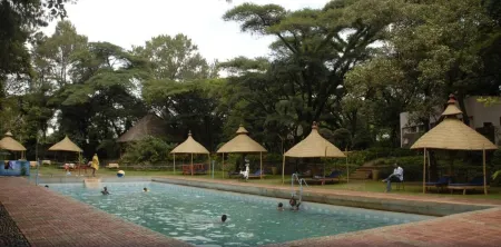 Negash Resort Отели в г. Гыйон