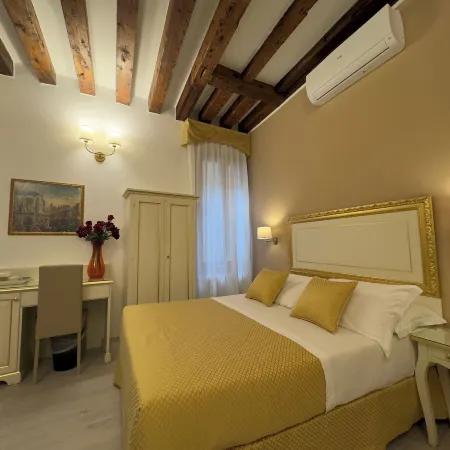 Residenza Briati Отели рядом с достопримечательностью «Дворец Грасси»