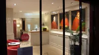 Hotel Cardinal Hotels in Rouen