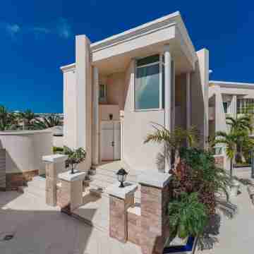 Flamingo Suites Boutique Hotel Hotel Exterior