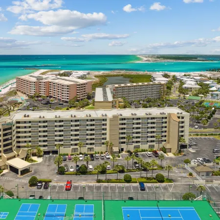 Inlet Reef Club by Panhandle Getaways Отели рядом с достопримечательностью «Пляж Джетти-Ист»