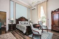 1851 Historic Maple Hill Manor B&B Hotels in Springfield
