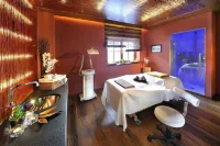 スタムハウス・イン・ホテル・アルパイン・パレス