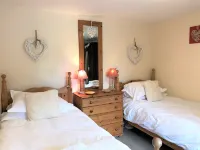 Bridge Farm Holiday Cottages Hotels in Wychavon District