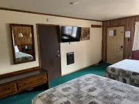 Ponderosa Lodge Hotels in Red River