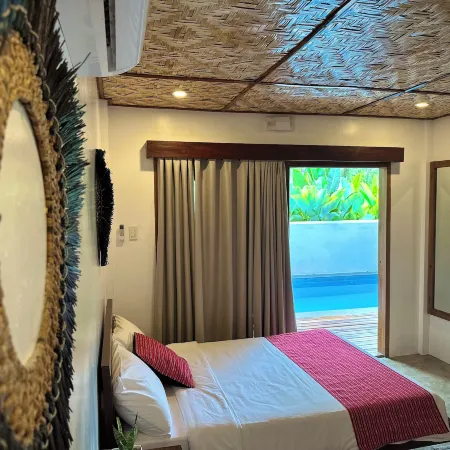 Yumi Villas Port Barton