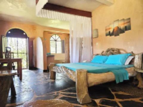 Wagawimbi Villa 560 m2, Breathtaking View of the Indian Ocean, Kenya Hotels in Shimoni