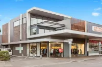 Hotel Lifestyle Home Living in Williamstown