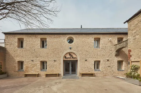 賽倫塞斯特水桶商店旅舍