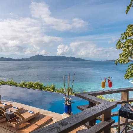 Vivere Azure Resort