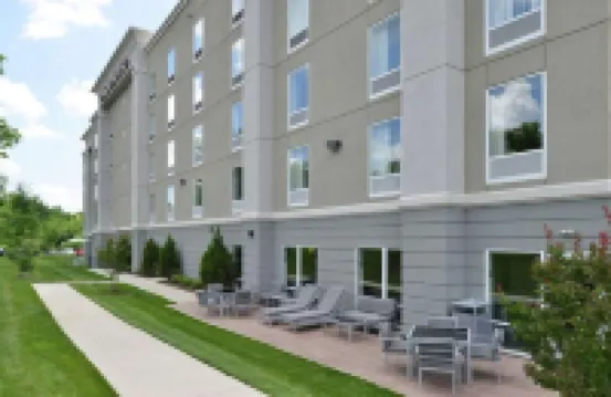 Hampton Inn & Suites Greensboro/Coliseum Area Hotels near Greensboro Coliseum