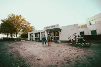 โรงแรมท่องเที่ยว Kruisem - 2 ดาว